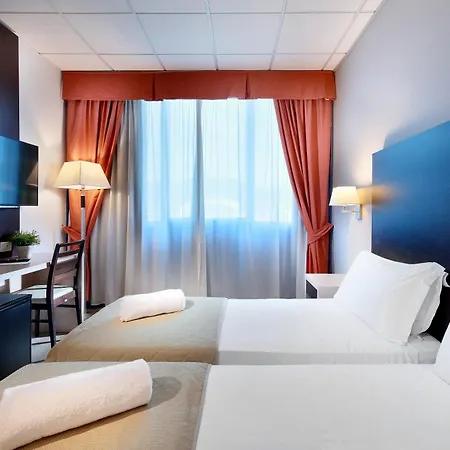 ホテル Tuscany 4*